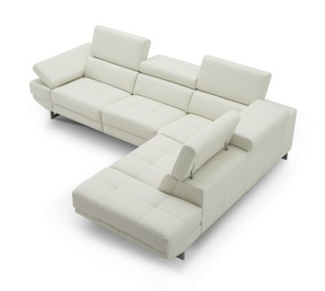 J&M Furniture Annalaise Sectional