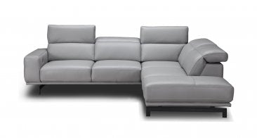 J&M Furniture Davenport Sectional