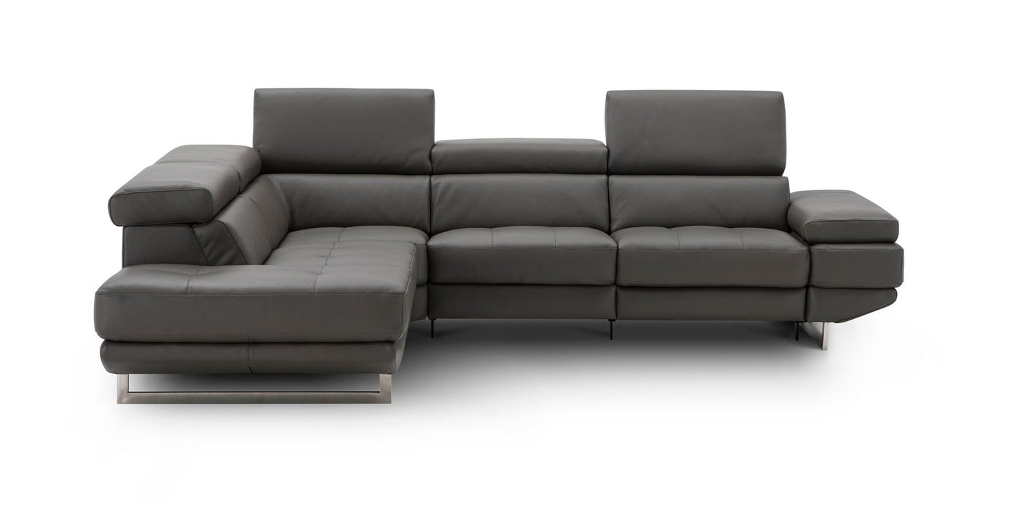 J&M Furniture Annalaise Sectional